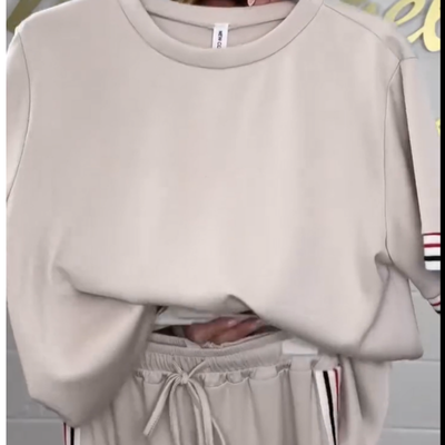 StripeEase™ – Side Stripe Short Sleeve T-Shirt & Wide-Leg Jogger Set