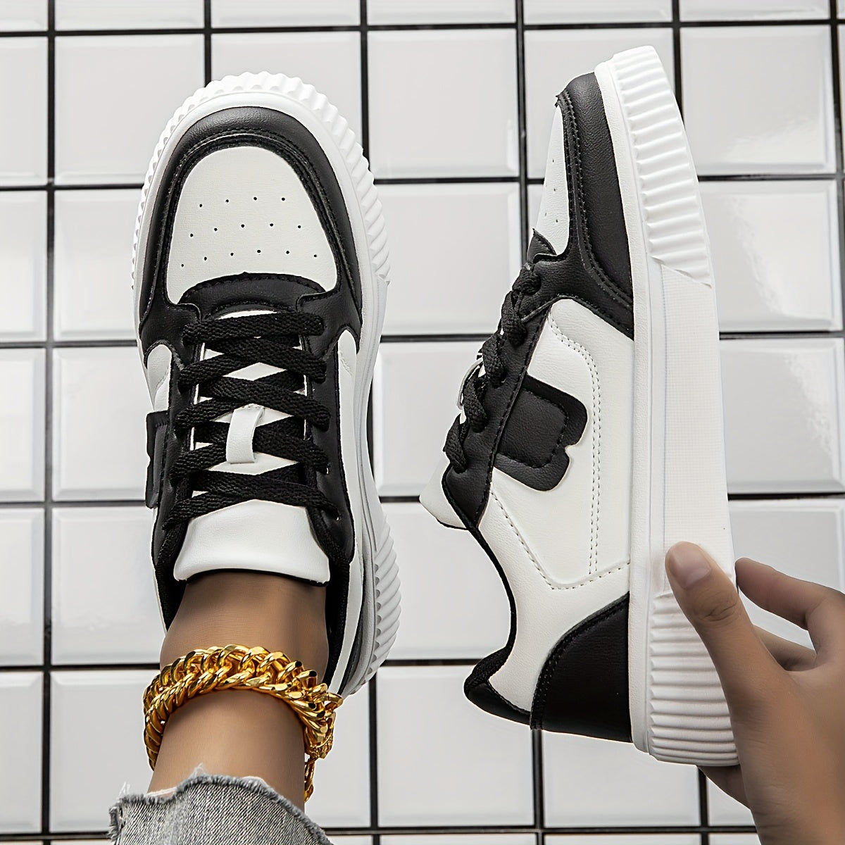 Strivora™ Plus Size Fashion Sneakers