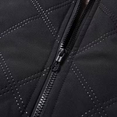 Dalimil | Stay Warm Without the Bulk