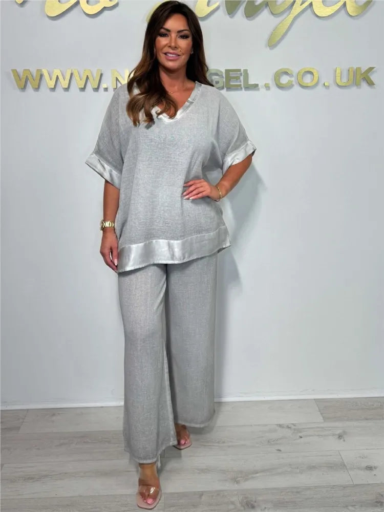 SerenaSet™ – V-Neck Top & Wide-Leg Pants