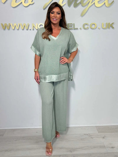 SerenaSet™ – V-Neck Top & Wide-Leg Pants