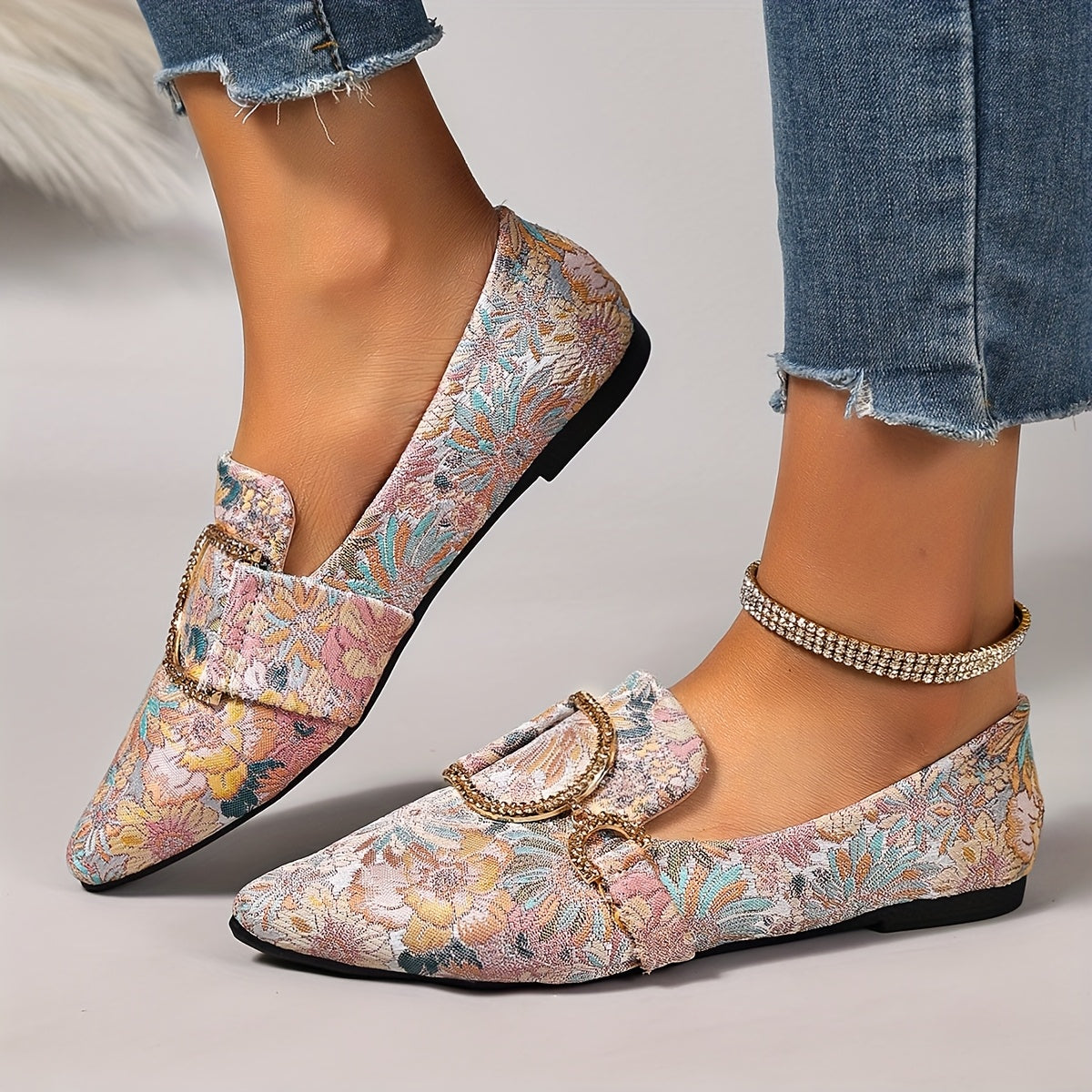 Blossura™ Floral Embroidered Flats