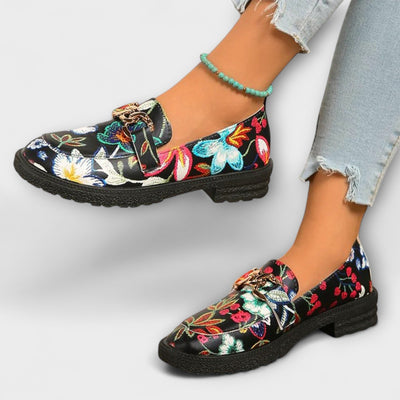 Dorien | Multicolor Floral Moccasins
