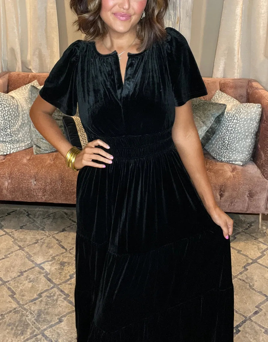 Velvera™ – Women’s Velvet Tiered Maxi Dress