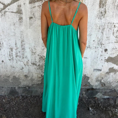 LaceAura™ Spaghetti Strap Maxi Dress