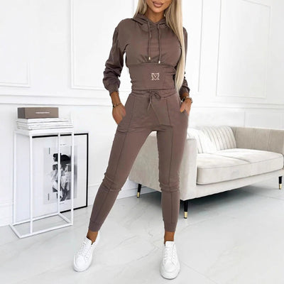 ARIVÉ™ – Elegant Comfort Tracksuit