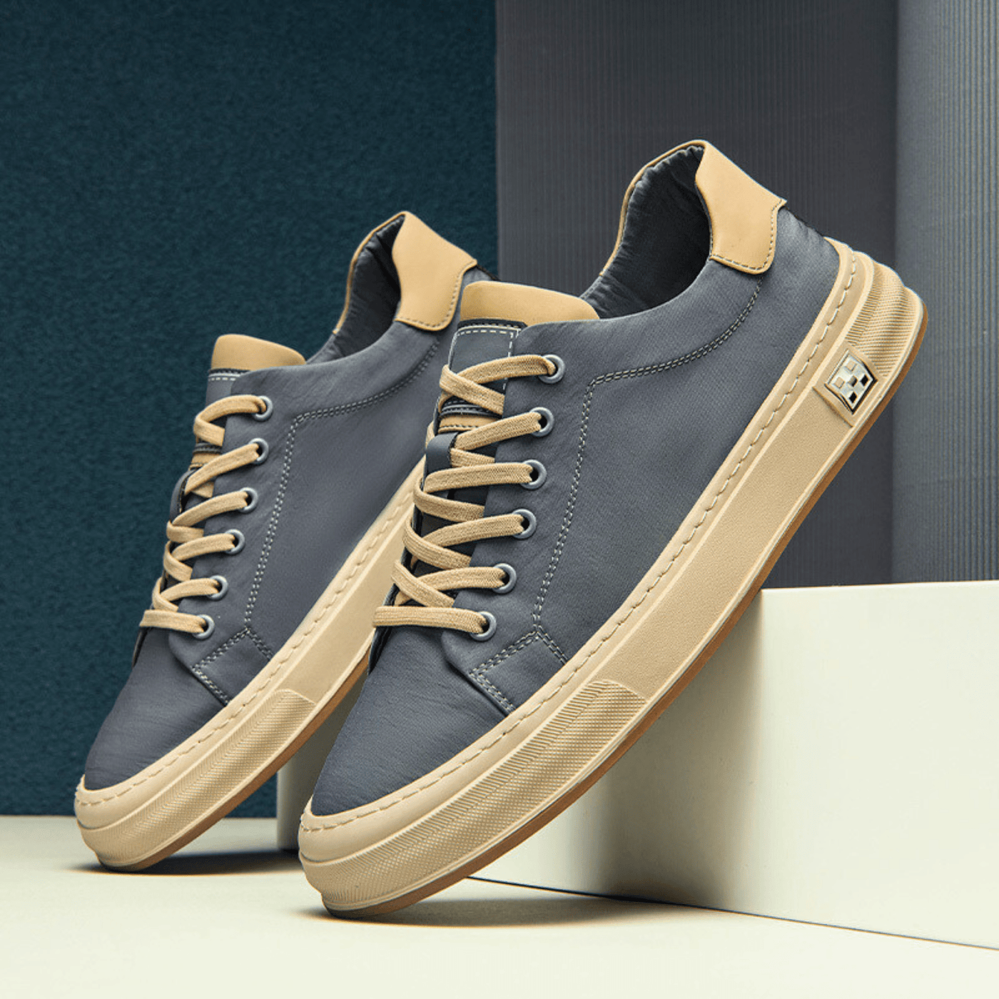 RossiVibe™ | Men’s Canvas Street Sneakers